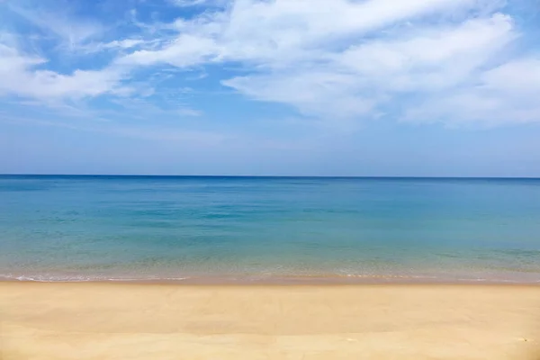 아름다운 무인도 타이의 나가에 해변의 — 스톡 사진