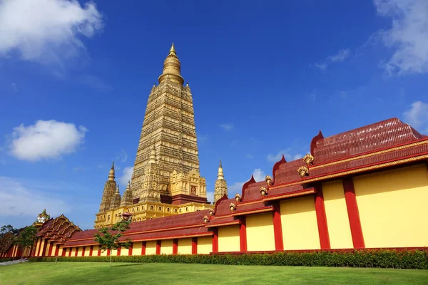 Pagode Grande Stupa Wat Bang Thong Província Krabi Tailândia — Fotografia de Stock