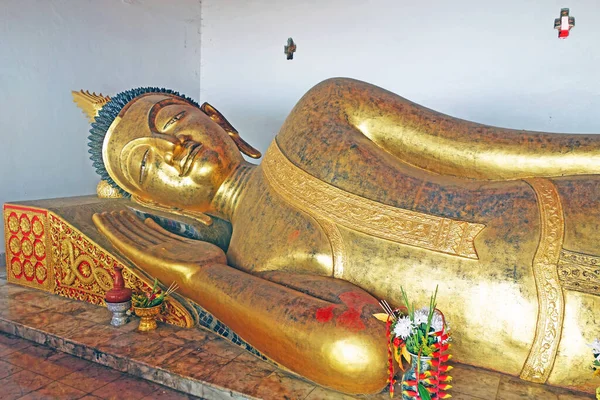 Goldener Buddha Statut Nordthailand Selektiver Fokus — Stockfoto