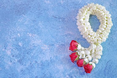 Jasmine garland, 12 August was Thailand Mother's day, Thai peoples use Jasmine garland wishes their mother on this day.