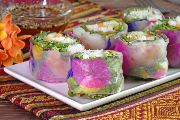 Spring Rolls Edible Flowers Spring Rolls Beautiful Delicious Thai Cuisine —  Fotos de Stock