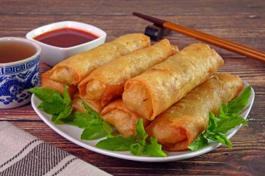 Kızarmış Çin böreği, ünlü Çin aperatifi