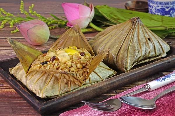 Rýže Zabalená Lotosovém Listu Vegetariánské Jídlo Thajsko Čínské Jídlo — Stock fotografie