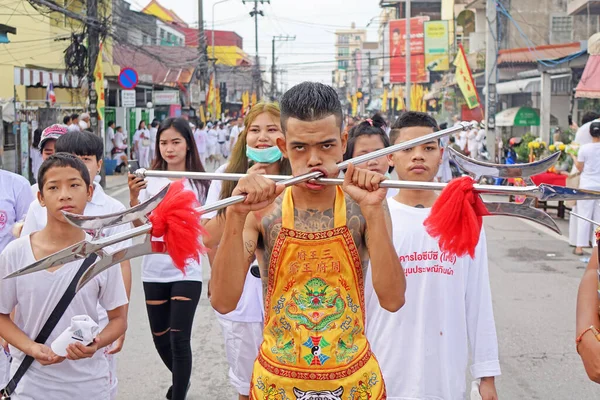 Фукет Таїланд Жовтня 2018 Року Парад Вегетаріанського Фестивалю Показує Девоте — стокове фото