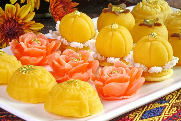 Royal Thai Cuisine Five Mixed Thai Golden Sweetmeat Jan Darathong — Foto de Stock