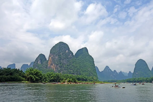 Vackra Landskap Längs Lijiang Floden Guilin Guangxi Provinsen Kina — Stockfoto
