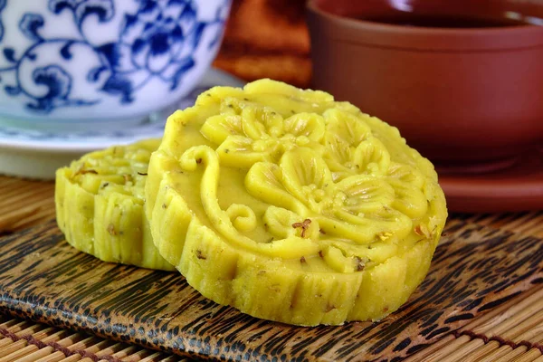 Osmanthus Cake Traditional Sweet Scented Chinese Pastry Mid Autumn Day — Stock Photo, Image