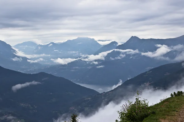 Cloudy Day Italian Mountains — Stock Photo, Image