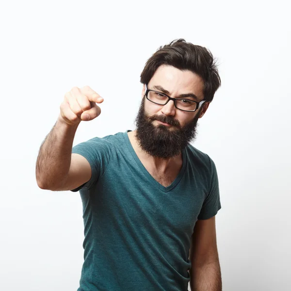 Retrato de un joven enojado — Foto de Stock