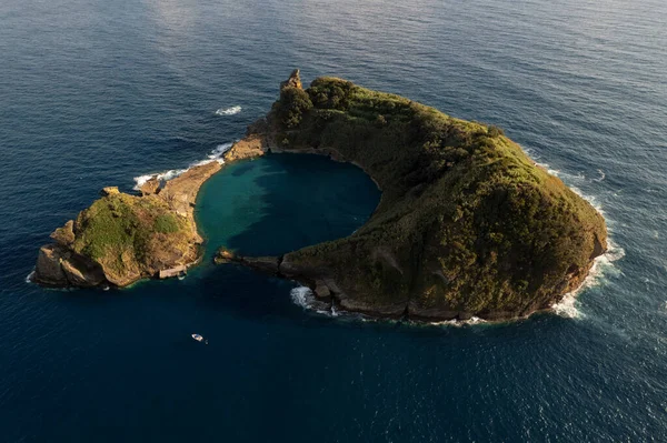 Island with blue lagoon Vila Franca — Stock Photo, Image
