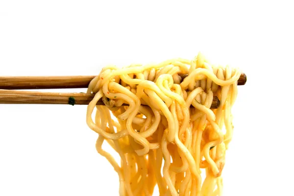 Τρόφιμα Noodles Ράμεν Παλεύει Chopsticks Απομονώσει Λευκό Φόντο — Φωτογραφία Αρχείου