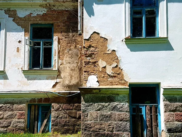Hermosa Casa Antigua Una Pintoresca Finca Una Pintoresca Finca Abandonada — Foto de Stock