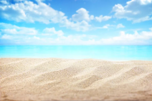 コピースペースと空の海とビーチの背景 — ストック写真