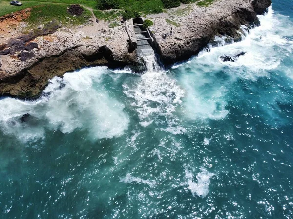 Plajın havadan görünüşü