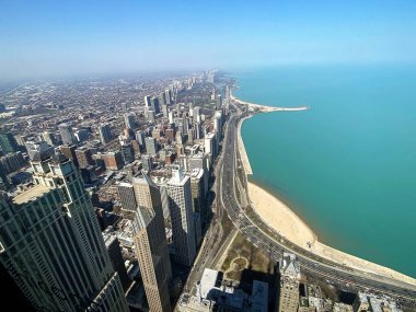 Hancock Kulesi Gözlemevi 'nden Chicago ve Michigan Gölü' nün panoramik görüntüsü