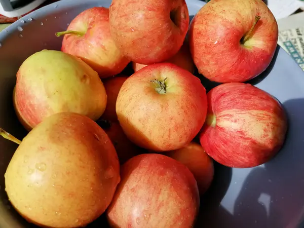 Pommes Dans Bol Gros Plan — Photo