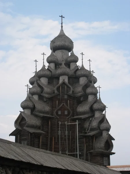 Alte Holzkathedrale — Stockfoto