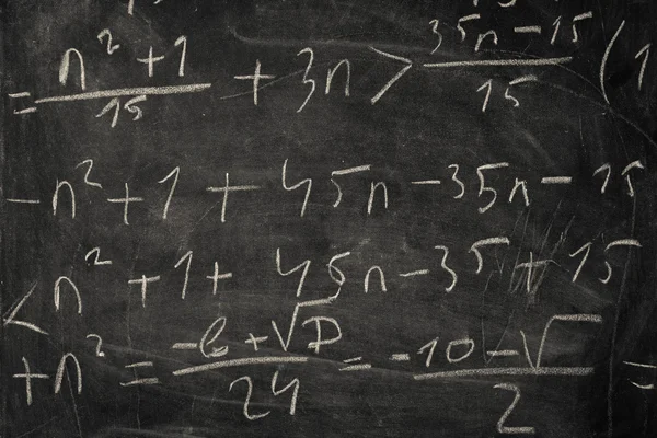 Blackboard Matematiksel denklemler