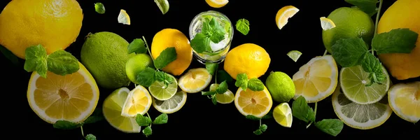 Citrus Lemonade Ice Glass Decorated Lemon Lime Mint Black Background — Stock Photo, Image