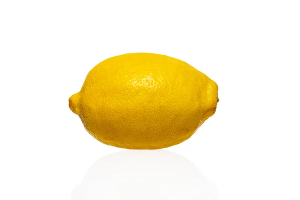 Fresh lemon on a white background. Isolate on white. — Stock fotografie