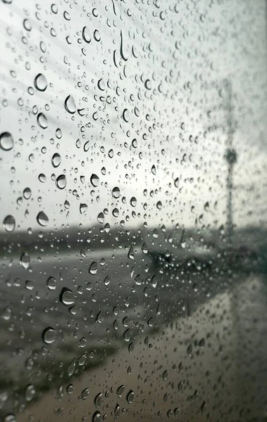 RAINDROPS, RAYNY GÜNLERİN Huzuru 