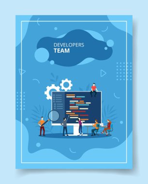Geliştiriciler, bilgisayar üzerinde çalışan ekip elemanları afişler, el ilanları, kitap kapakları, sıvı şekilli vektör tasarımlı dergiler için birlikte çalışıyorlar.