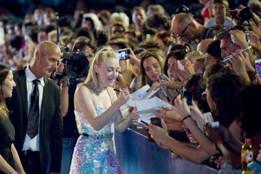  Oyuncu Dakota Fanning