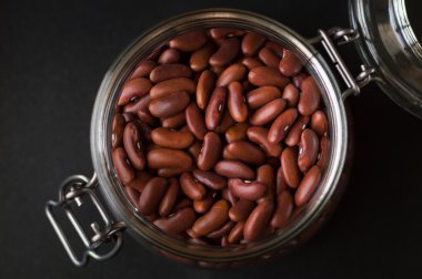 Camdan bir gıda konteyner kırmızı barbunya fasulyesi