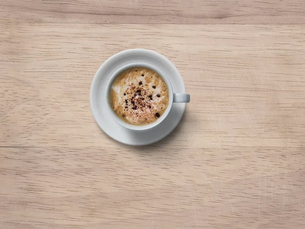 Kahve fincanları ve fasulyeler izole edilmiş. 