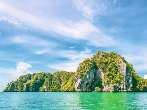 Paisagem Mar Com Ilha Verde — Fotografia de Stock