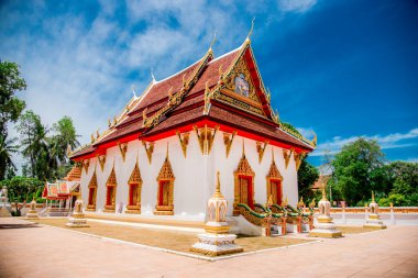 Asya ülkesindeki güzel Budist tapınağı 