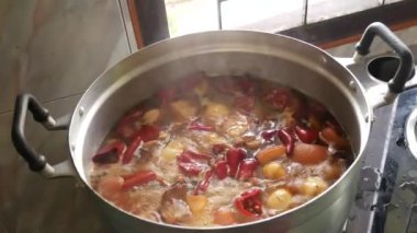 Lezzetli Asya yemeklerinin yakın görüntüsü