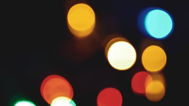 Bulanık lensler tarafından yapılan çok renkli bokeh 'in soyut arkaplan resmi.