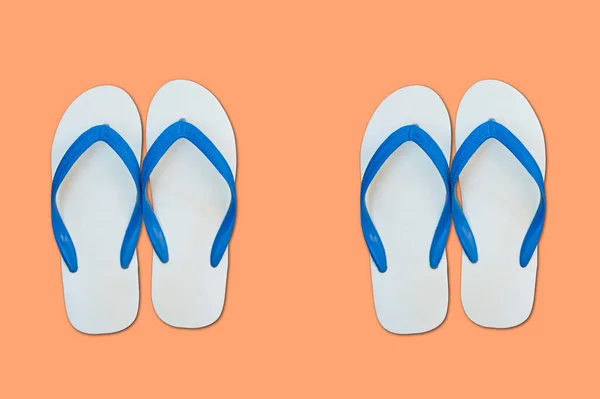Удобная Белая Повседневная Обувь Популярны Таиланде Цветном Фоне Вырезки Пути — стоковое фото