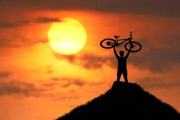 Mountain Biker Silhouette Lifts Bike Happily Has Succeeded Competition High — Stock Photo, Image