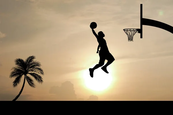 Kosárlabda Játékosok Ugrás Zsákolás Sziluettek Egy Gyönyörű Szabadtéri Kosárlabda Pályán — Stock Fotó