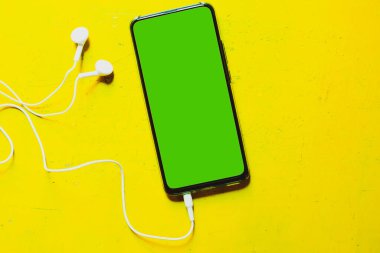 Projeye içerik koymak için boş ekran ya da kopyalanmış cep telefonu.