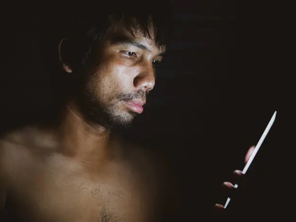 Asian Man Looks His Mobile Phone Dark Corner Homesickness — Stock Photo, Image