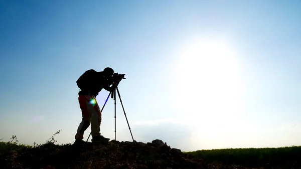 Gesture Silhouette Professional Landscape Travel Photographer Taking Pictures Mountain — Stock Photo, Image