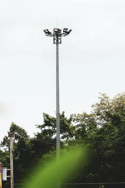 Ein Großer Strommast Gibt Licht Energiekonzept — Stockfoto