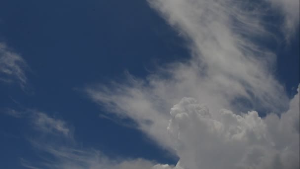 Sky Timelapse Video Clouds Movement Blue Sky Background Nature Concept — Vídeos de Stock
