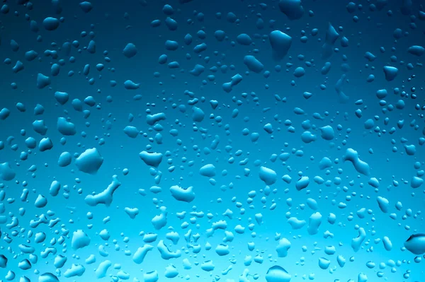 Gotas Água Refrescantes Fundo Azul Espaço Cópia — Fotografia de Stock