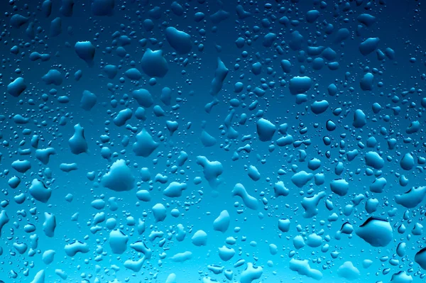 Gotas Água Refrescantes Fundo Azul Espaço Cópia — Fotografia de Stock