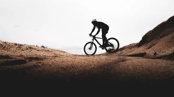 Turistcyklister Tränar Ett Berg Med Vacker Utsikt Augusti 2021 Surat — Stockfoto