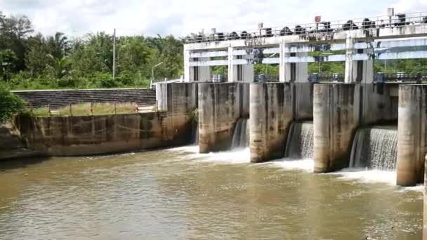 Pequenas Barragens Bloqueiam Canais Áreas Rurais Tailândia — Vídeo de Stock