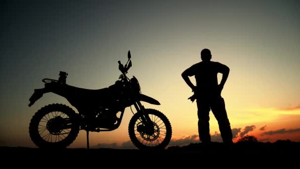 Voyage Moto Hors Route Silhouette Motocycliste — Video