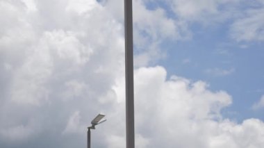 Surat Thani, Tayland - 28 Ağustos 2021: PTT Benzin İstasyonu Tayland, PTT. 