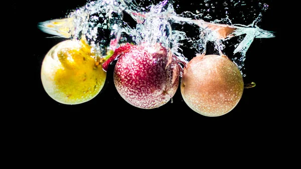 Fruta Pasión Chicle Coco Fruta Pasión Una Fruta Que Proviene —  Fotos de Stock