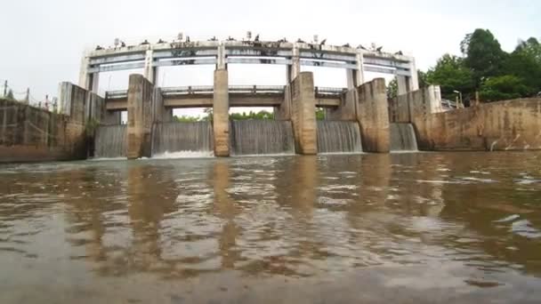 Mittelgroßer Staudamm Ländlichen Thailand Kleine Dämme Blockieren Kanäle Ländlichen Raum — Stockvideo