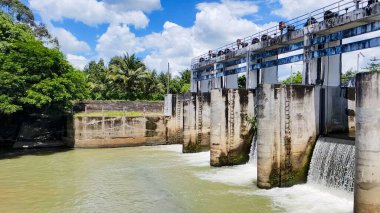 Nehirde su arıtma. Tayland